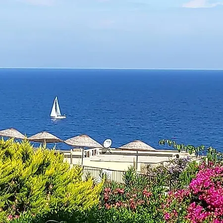 Private & With Sea View Villa *